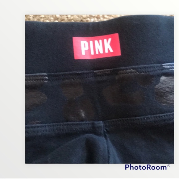 Victoria’s Secret PINK Yoga Pants. Black With Animal Print Design NWOT Size XS - Picture 5 of 8